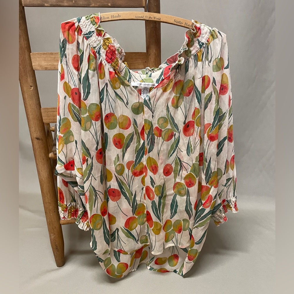 Diane Von Furstenberg Floral Silk Blouse - Size 10